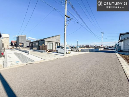 �O�ʓ��H�܂ތ��n�ʐ^ ���ӊ���A���q�l�̂���]�ɍ������������ꏏ�ɂ��ē���v���܂��B�Z��[���A�h�o�C�U�[�ɂ�邲���k������܂��B���Ђ͂��₢���킹�ɑ��Ή����܂��I���҂������܂���I