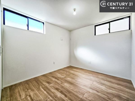 �q������ �|���o�������Ȃ��������́A���q�l�̂������Ƃ��Ă����S�ł��I
���[�X�y�[�X���[�����Ă���̂ŎU�炩�������������T�b�ƕЕt�����܂��I