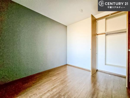 ���r���O�ȊO�̋��� �V���v���Ƀf�U�C������Ă��邽�߁A�Ƌ��I�т܂���I
���C�ɓ���̉Ƌ��u���Ă��낰���Ԃ���邱�Ƃ��ł��܂��B