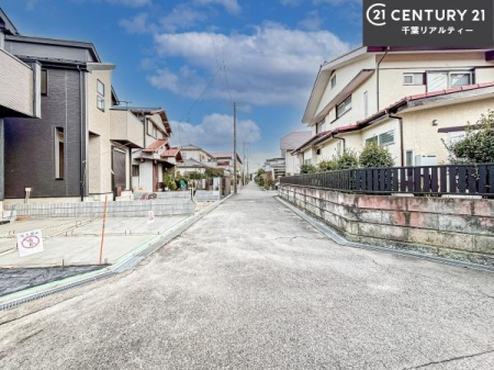 �O�ʓ��H�܂ތ��n�ʐ^ ���ӊ���A���q�l�̂���]�ɍ������������ꏏ�ɂ��ē���v���܂��B�Z��[���A�h�o�C�U�[�ɂ�邲���k������܂��B���Ђ͂��₢���킹�ɑ��Ή����܂��I���҂������܂���I