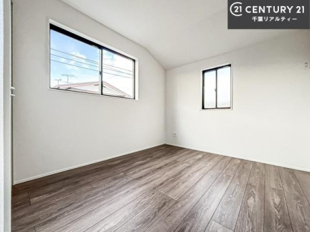 �m�� 2�ʍ̌����m�ۂ������邢�����́A���ʂ����ǂ��A���邭��ϋ��S�n�̗ǂ���ԂƂȂ��Ă���܂��B�����b�N�X���ĉ߂�����S�n�̗ǂ��������ł��I���̖ڊo�߂��X�b�L�����܂��ˁI