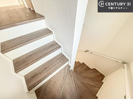 ���̑����� �K�i�͖��邭�萠������Ă��܂��B���q�l�₲�N�z�̕������S���Ă����p�����܂��ˁB