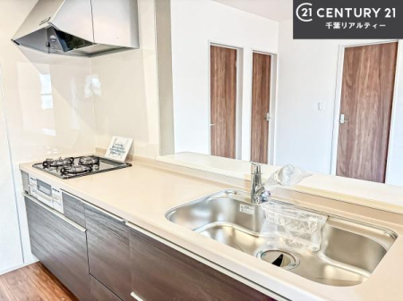 �L�b�`�� ���[�X�y�[�X���L�x�ŁA�����X�y�[�X���X�b�L���ƕЕt���Ђ�`�����p�ł��܂��I
���K�ɍ�Ƃ��ł��܂��I�����̗���������܂��I