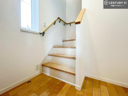 ���̑����� �K�i�͖��邭�萠������Ă��܂��B���q�l�₲�N�z�̕������S���Ă����p�����܂��ˁB
