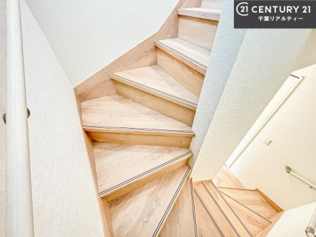 ���̑����� �K�i�͖��邭�萠������Ă��܂��B���q�l�₲�N�z�̕������S���Ă����p�����܂��ˁB