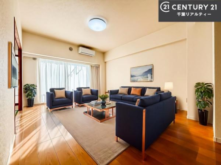 ���r���O �Ƌ��CG�p�[�X�ł��B�S�n�ǂ����r���O�͉Ƒ������R�ƏW�܂�܂��B�Ƒ��c�R�̎��Ԃ����������ł��B���Ƒ��ƁA����w�[���������Ԃ��߂��������ł��ˁB