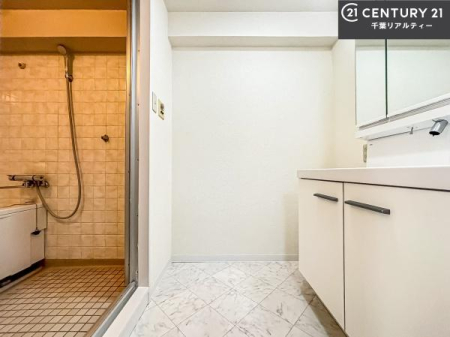 ���ʑ�E���ʏ� �g�Ȃ�𐮂�����ʏ��́A���������厖�ł��I������̐������̂��镵�͋C�����o�I�C�����悭���g�����������܂��B