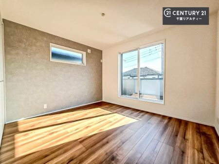 �Q�� �o���R�j�[�ɖʂ��Ă���m���ł��B���邭�����肪����A���C����������ł��܂��I���N���āA�O�ɏo�Ĕw�L�т����[�ċz�����ǂ������}������邱�Ƃ��o�������ł��ˁI