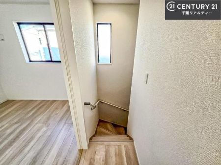 ���̑����� �K�i�͖��邭�萠������Ă��܂��B���q�l�₲�N�z�̕������S���Ă����p�����܂��ˁB