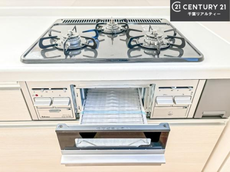 �L�b�`�� �R�����͎O������̂ł������̓����i�s���ł��܂��B
�������O�����t���ł��B�����X�y�[�X���L�X���Ă���׍�Ƃ����₷���I�g�����肪�ǂ��V�X�e���L�b�`���ł��I