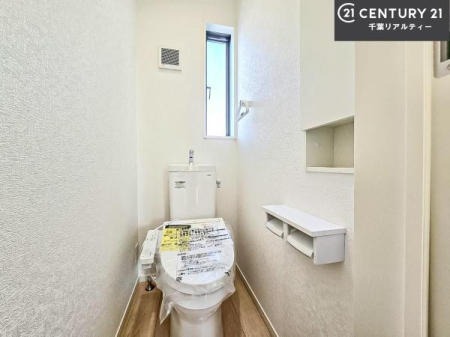 �g�C�� �������֍��ɂ��A�~��͕֍����g�����ł���̂ŗ₽���֍��ɍ��炸�ɍςފ������d�l�ł��I�V���v���ȃJ���[����Ƃ��Ă���̂ŁA������ꂪ���₷���ł��B