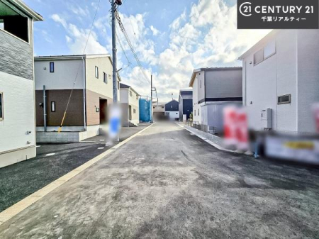 �O�ʓ��H�܂ތ��n�ʐ^ ���ӊ���A���q�l�̂���]�ɍ������������ꏏ�ɂ��ē���v���܂��B�Z��[���A�h�o�C�U�[�ɂ�邲���k������܂��B���Ђ͂��₢���킹�ɑ��Ή����܂��I���҂������܂���I