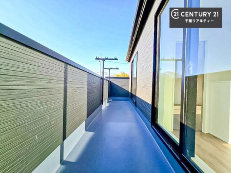 �o���R�j�[ �L�X�Ƃ����o���R�j�[�ň���̎n�܂���X�^�[�g�I��������̂������Ղ�C�����悭�����܂��I
���ꂾ���̍L��������ƃK�[�f�j���O�Ȃǂ��y���߂܂��ˁI