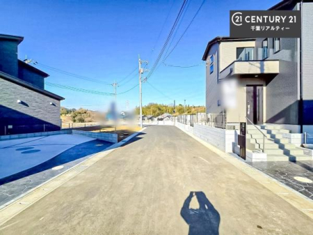 �O�ʓ��H�܂ތ��n�ʐ^ ���ӊ���A���q�l�̂���]�ɍ������������ꏏ�ɂ��ē���v���܂��B�Z��[���A�h�o�C�U�[�ɂ�邲���k������܂��B���Ђ͂��₢���킹�ɑ��Ή����܂��I���҂������܂���I