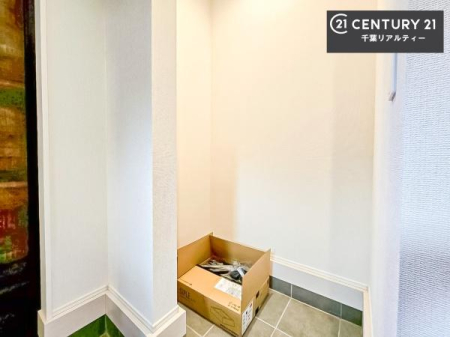 ���[ �V���[�Y�C���N���[�[�b�g�t���ł��I�V���[�Y�����łȂ��A�E�g�h�A�p�i���X�b�L���ƕЕt�����܂��I