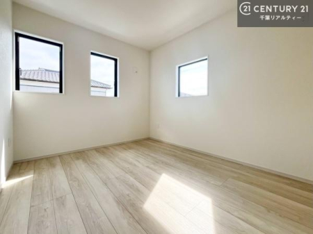 �q������ 2�ʍ̌����m�ۂ������邢�����́A���ʂ����ǂ��A���邭��ϋ��S�n�̗ǂ���ԂƂȂ��Ă���܂��B�����b�N�X���ĉ߂�����S�n�̗ǂ��������ł��I���̖ڊo�߂��X�b�L�����܂��ˁI