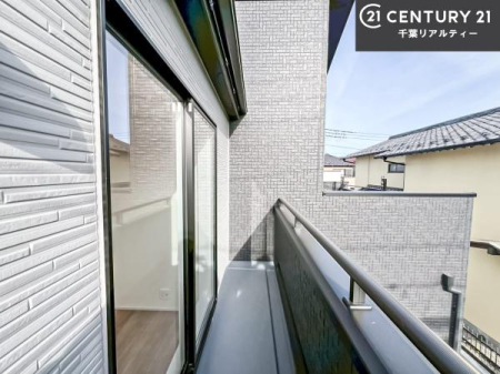 �o���R�j�[ �z������̗ǂ��o���R�j�[�ŁA�����󕨂��悭���������ł��ˁI
���V�C�̗ǂ����ɂ̓o���R�j�[�֏o�ă��t���b�V������̂��C�����悳�����ł��B