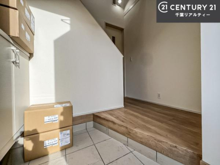 ���� ���ċA���Ă��Ă��A�������܁I�����������Ȃ�A�D�����}������Ă�����ԂɂȂ��Ă��܂��B
���邭��������錺�ւł��I