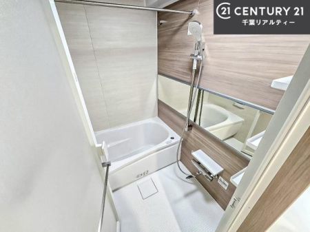 ���� 1���̔�����������Ɩ����Ă���闁���ł��B
�������̑f�G�ȃ����N�[�[�V�����ꏊ�ł��I