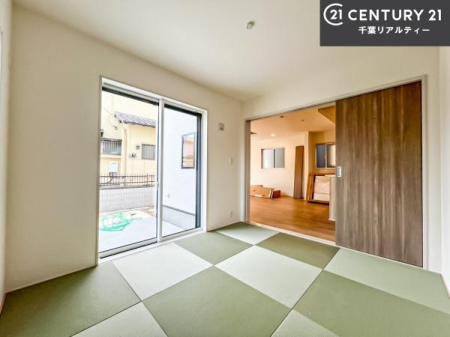 �a�� ���r���O�Ɨאڂ����a���ł��I�Ǝ��̋x�e�X�y�[�X��L�b�Y�X�y�[�X�Ƃ��Ċ��p����̂��悳�����ł��ˁI
�a���̎g�����͖�����I