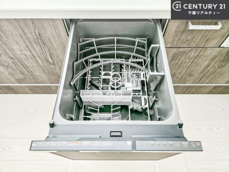 �L�b�`�� �H��@�t���I�Z��������~��͎�r��h�~�Ƃ��đ劈�􂵂܂��I�r���g�C���d�l�Ȃ̂ŁA�ꏊ����炸�����X�y�[�X���L���g���Ď�ۂ悭��Ƃ��o���܂��I