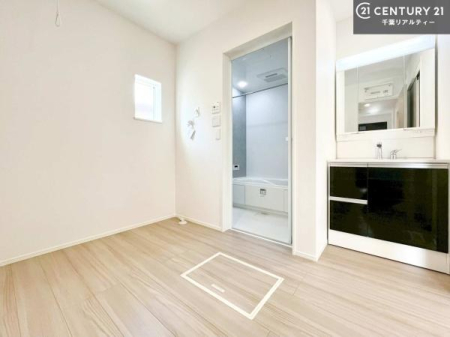 ���ʑ�E���ʏ� �����t���̖��邢���ʎ��ł��I���C�������ɓ���ւ����ł��Đ����ɕۂ��Ƃ��ł��܂��I���R�����������ނ̂ł����ς̎d�オ����ǂ��Ȃ�܂��ˁI