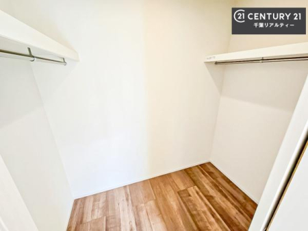 ���[ �E�H�[�N�C���N���[�[�b�g�t���ł��B��������̂��m���Ȃǂ����[���Ă��������ł��ˁI���ɂ���@�������ȂǋG�ߕ��̑傫�ȉƓd�����[�ł��܂��I