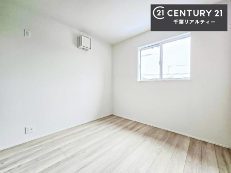 �m�� �y�������z�V���v���Ƀf�U�C������Ă��邽�߁A�Ƌ��I�т܂���I
���C�ɓ���̉Ƌ��u���Ă��낰���Ԃ���邱�Ƃ��ł��܂��B