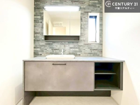 ���ʑ�E���ʏ� �g�Ȃ�𐮂�����ʏ��́A���������厖�ł��I������̐������̂��镵�͋C�����o�I�C�����悭���g�����������܂��B