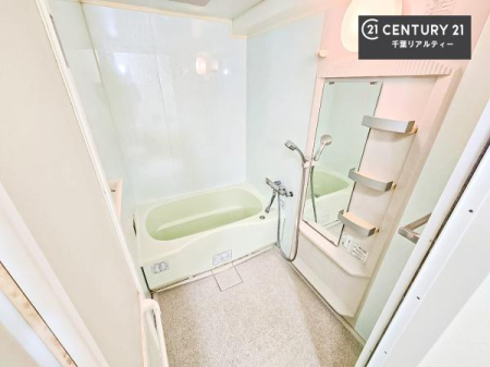 ���� �������������l�̕��͋C�̃o�X���[���́A�����o�Ă��ăo�X�^�C�����[���I
���d���撣���Ă��邲�J���ɂ��D�݂̓����̓����܂����āA�y����ł݂Ă͂������ł��傤���H