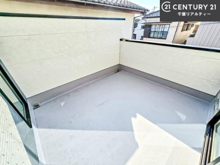 �o���R�j�[ �z������ǍD�ȃo���R�j�[�ł��I���ꂽ���ɂ͐�������n����J���I�Ȏ��Ԃ��y���߂܂��B