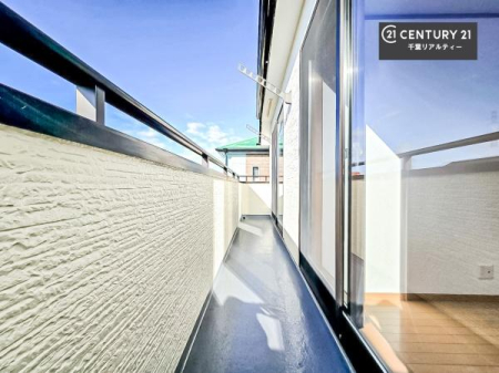 �o���R�j�[ �z������ǍD�ȃo���R�j�[�ł��I���ꂽ���ɂ͐�������n����J���I�Ȏ��Ԃ��y���߂܂��B