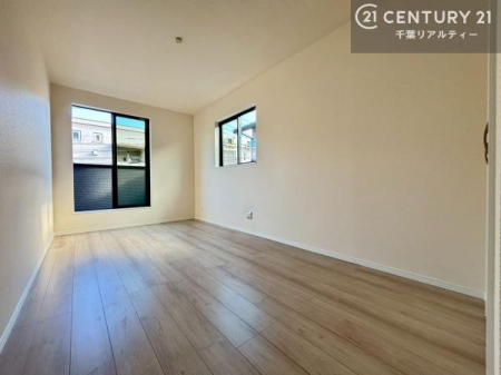 �m�� �V���v���Ƀf�U�C������Ă��邽�߁A�Ƌ��I�т܂���I
���C�ɓ���̉Ƌ��u���Ă��낰���Ԃ���邱�Ƃ��ł��܂��B