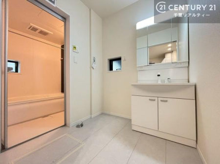 ���ʑ�E���ʏ� �����t���̖��邢���ʎ��ł��I���C�������ɓ���ւ����ł��Đ����ɕۂ��Ƃ��ł��܂��I���R�����������ނ̂ł����ς̎d�オ����ǂ��Ȃ�܂��ˁI