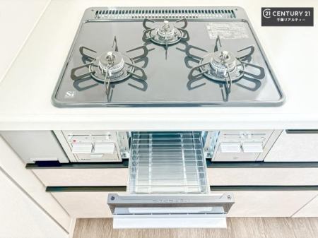 �L�b�`�� �R�����͎O������̂ł������̓����i�s���ł��܂��B
�������O�����t���ł��B�����X�y�[�X���L�X���Ă���׍�Ƃ����₷���I�g�����肪�ǂ��V�X�e���L�b�`���ł��I