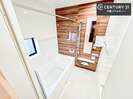 ���� �������������l�̕��͋C�̃o�X���[���́A�����o�Ă��ăo�X�^�C�����[���I
���d���撣���Ă��邲�J���ɂ��D�݂̓����̓����܂����āA�y����ł݂Ă͂������ł��傤���H