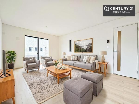 ���r���O �Ƌ��CG�p�[�X�ł��B�S�n�ǂ����r���O�͉Ƒ������R�ƏW�܂�܂��B�Ƒ��c�R�̎��Ԃ����������ł��B���Ƒ��ƁA����w�[���������Ԃ��߂��������ł��ˁB