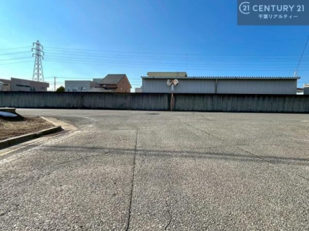 �O�ʓ��H�܂ތ��n�ʐ^ ���邭�J���I�Ȋp�n�ł�������ґ�Ȃ��Z�܂������܂��񂩁B