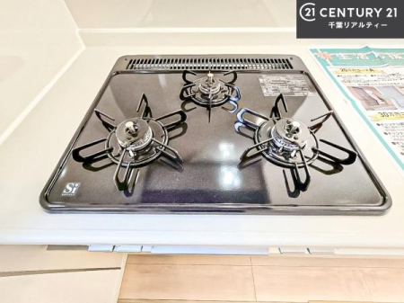 �L�b�`�� �R�����͎O������̂ł������̓����i�s���ł��܂��B
�������O�����t���ł��B�����X�y�[�X���L�X���Ă���׍�Ƃ����₷���I�g�����肪�ǂ��V�X�e���L�b�`���ł��I