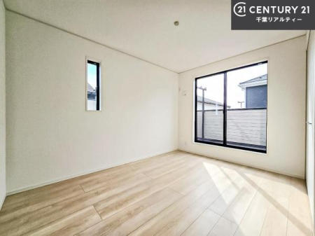 �m�� 2�ʍ̌����m�ۂ������邢�����́A���ʂ����ǂ��A���邭��ϋ��S�n�̗ǂ���ԂƂȂ��Ă���܂��B�����b�N�X���ĉ߂�����S�n�̗ǂ��������ł��I