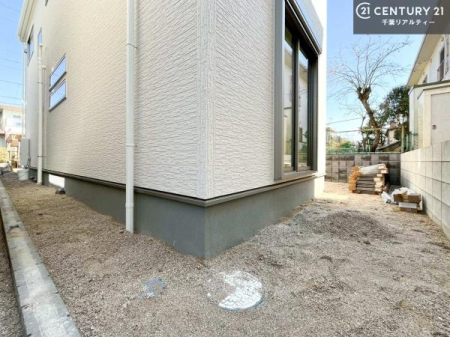 �� ������Ƃ�������X�؁[�X���t���Ă��܂��I�K�[�f�j���O���y���߂����ł��ˁB