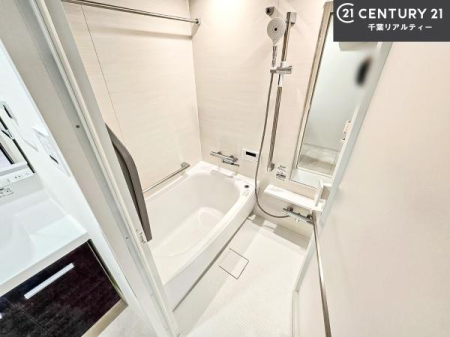 ���� 1���̔�����������Ɩ����Ă���闁���ł��B
�������̑f�G�ȃ����N�[�[�V�����ꏊ�ł��ˁB