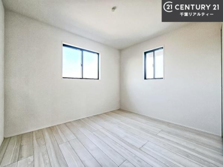 �q������ �|���o�������Ȃ��������́A���q�l�̂������Ƃ��Ă����S�ł��I
���[�X�y�[�X���[�����Ă���̂ŎU�炩�������������T�b�ƕЕt�����܂��I