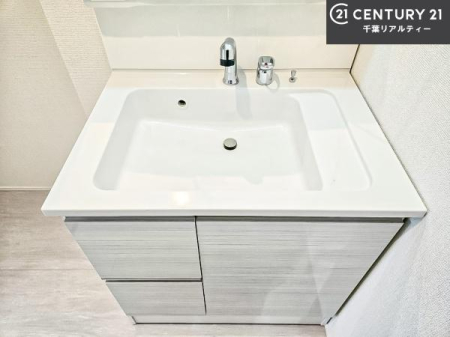 ���ʑ�E���ʏ� �[�����ʑ�{�E���́A�������˂ɂ����̂ł�����ꂪ�y�X�I���������ۂĂ܂��I
�L���C�Ȑ��ʏ��Ŏ��������̃��`�x�[�V�������オ��܂��ˁI