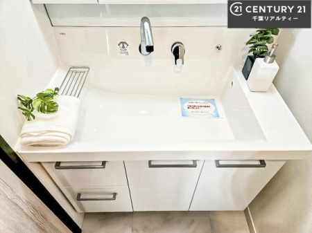 ���ʑ�E���ʏ� �[�����ʑ�{�E���́A�������˂ɂ����̂ł�����ꂪ�y�X�I���������ۂĂ܂��I
�L���C�Ȑ��ʏ��Ŏ��������̃��`�x�[�V�������オ��܂��ˁI