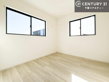 �m�� 2�ʍ̌����m�ۂ������邢�����́A���ʂ����ǂ��A���邭��ϋ��S�n�̗ǂ���ԂƂȂ��Ă���܂��B�����b�N�X���ĉ߂�����S�n�̗ǂ��������ł��I���̖ڊo�߂��X�b�L�����܂��ˁI