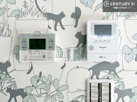 ���̑� TV���j�^�[�t���C���^�[�z���ł��q�l�̂�����Ԓ��Ȃǂ����S�ł��ˁB
�{�^���ЂƂł����C�̏������ƂƂ̂��I�I�[�g�o�X���B