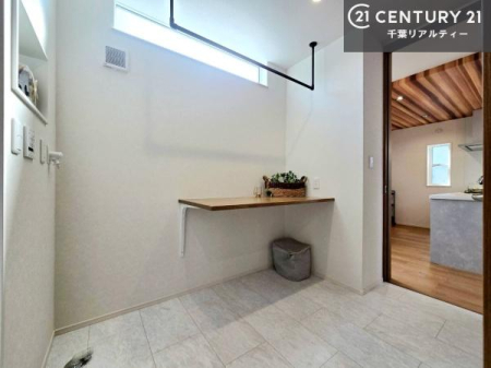 ���ʑ�E���ʏ� �����h���[���[���t���I�L�X���Ă���̂Ő���@�̂ق��ɓ��p�i�̎��[���b�N���̃X�y�[�X�����܂�܂��I���������₷���Ԏ��I