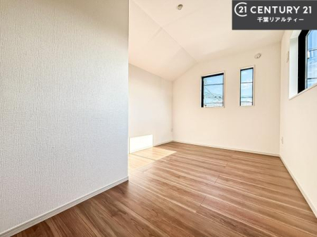 �q������ �|���o�������Ȃ��������́A���q�l�̂������Ƃ��Ă����S�ł��I
���[�X�y�[�X���[�����Ă���̂ŎU�炩�������������T�b�ƕЕt�����܂��I