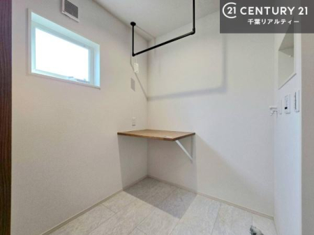 ���ʑ�E���ʏ� �����h���[���[���t���I�L�X���Ă���̂Ő���@�̂ق��ɓ��p�i�̎��[���b�N���̃X�y�[�X�����܂�܂��I���������₷���Ԏ��I